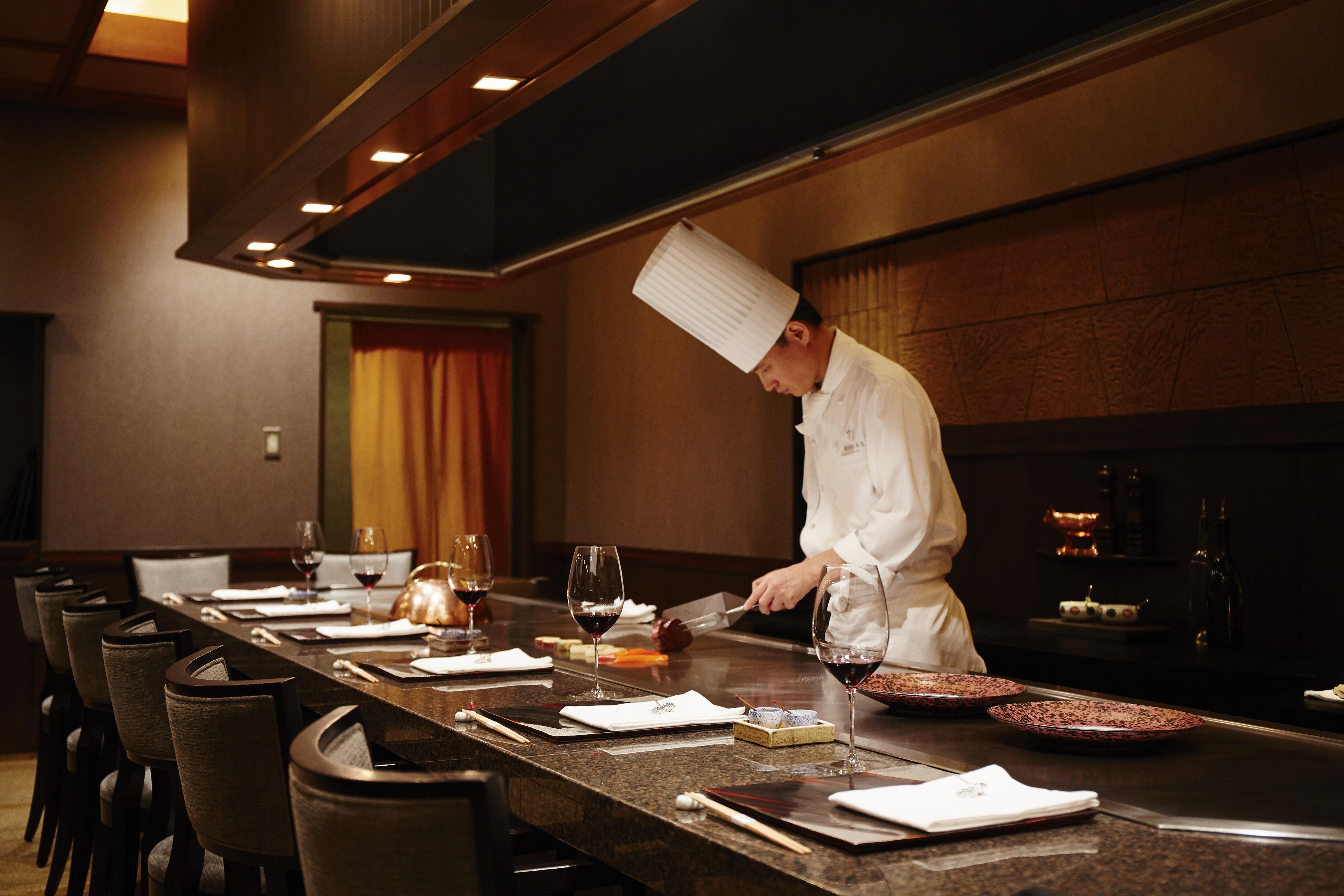 The Ritz-Carlton Osaka Hotell Exteriör bild