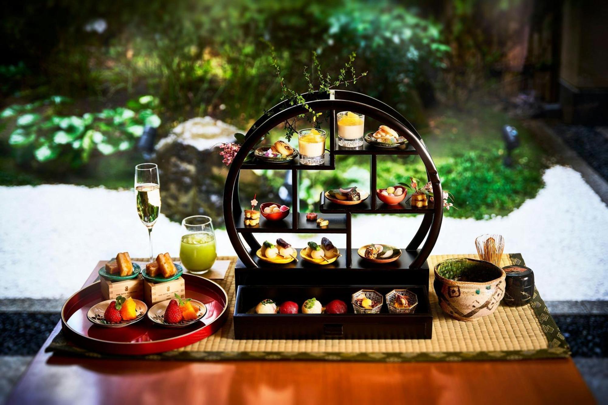 The Ritz-Carlton Osaka Hotell Exteriör bild