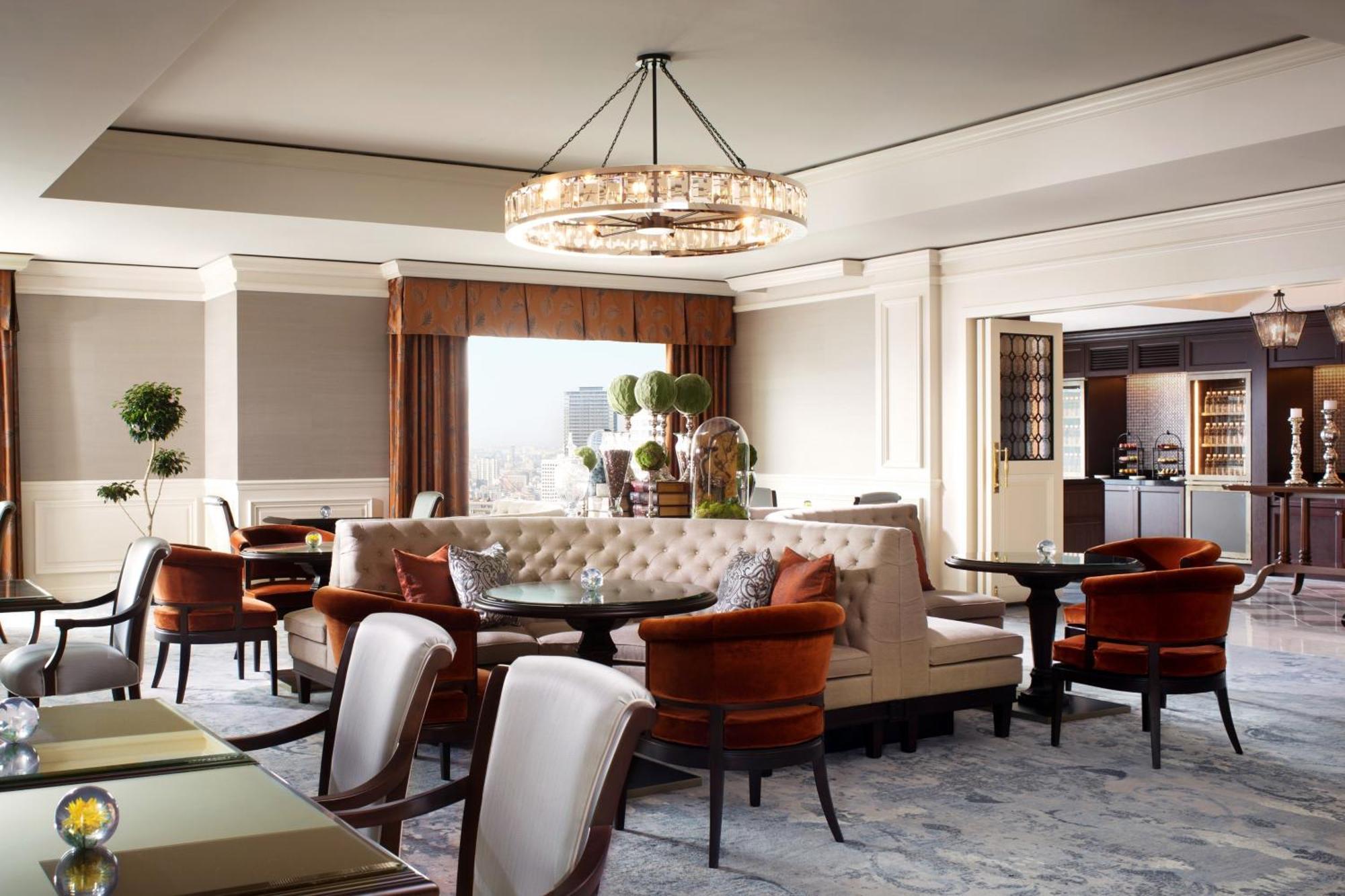 The Ritz-Carlton Osaka Hotell Exteriör bild